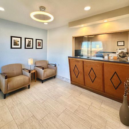 Royal Inn And Suites Charlotte Airport 외부 사진