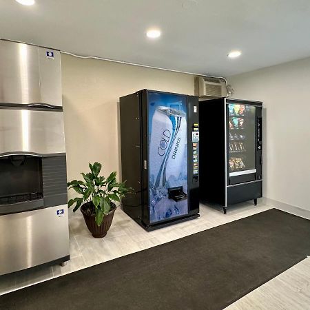 Royal Inn And Suites Charlotte Airport 외부 사진