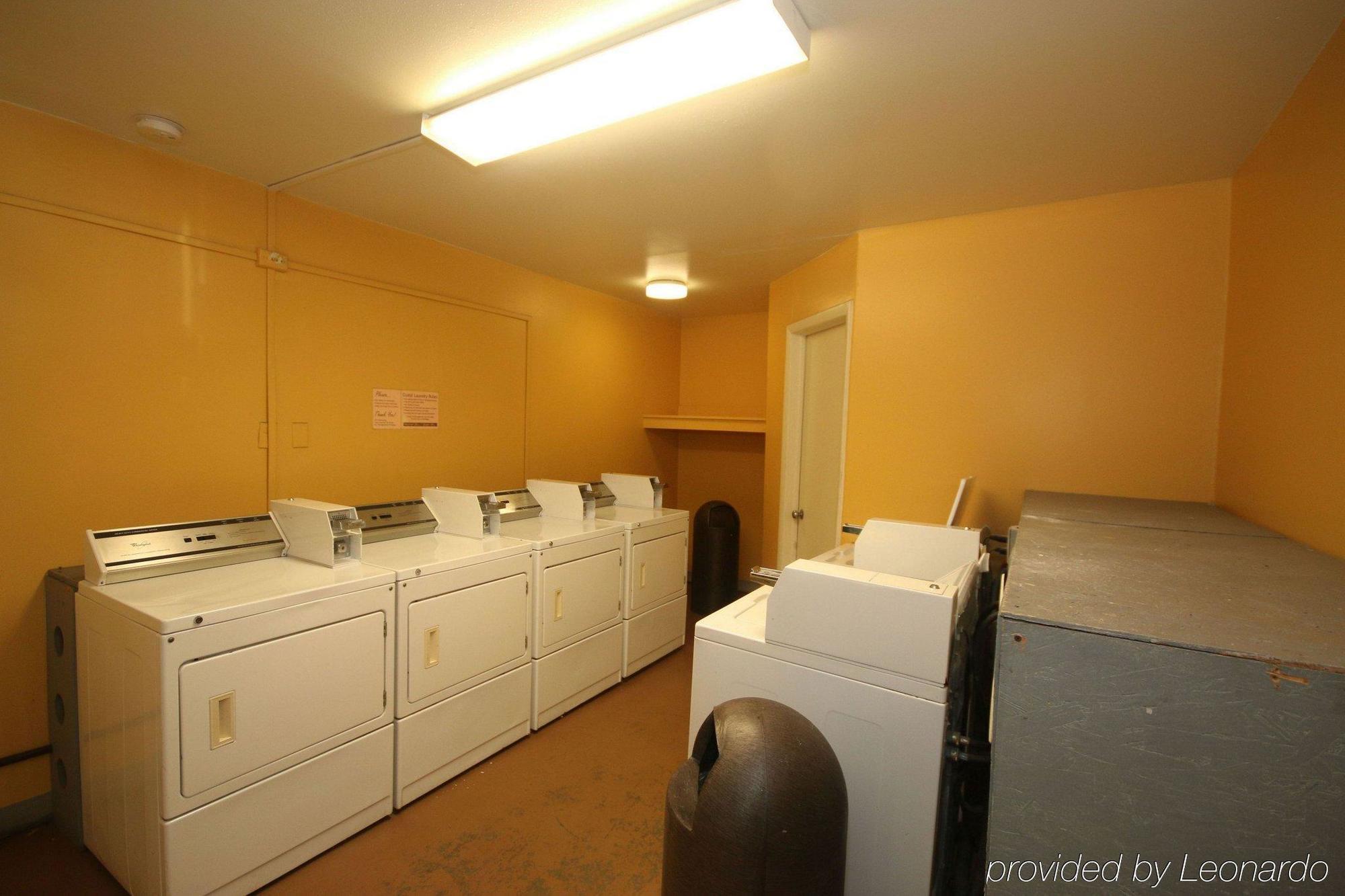 Royal Inn And Suites Charlotte Airport 외부 사진