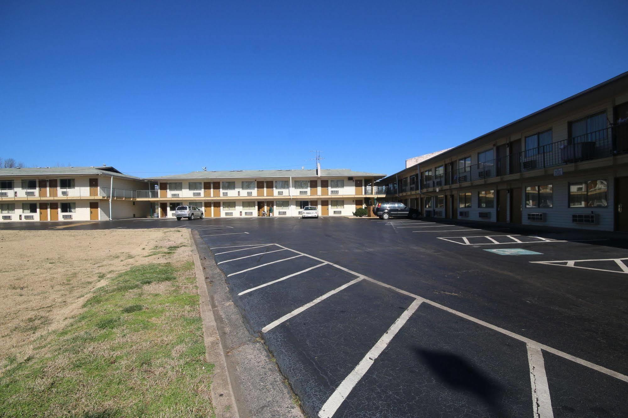 Royal Inn And Suites Charlotte Airport 외부 사진