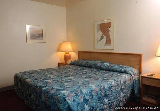 Royal Inn And Suites Charlotte Airport 외부 사진